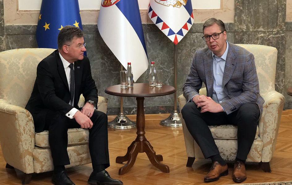 Vučić danas sa Lajčakom