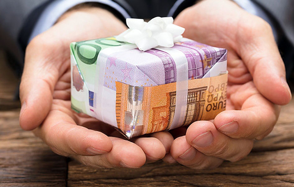 CBK: Doznake od dijaspore za pet meseci veće od pola milijarde evra