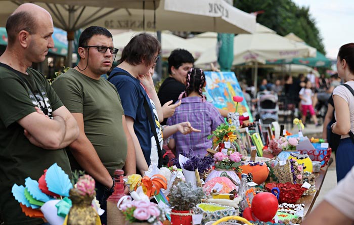 K. Mitrovica: U četvrtak humanitarni bazar „Podrži me“