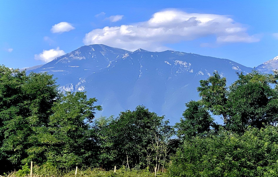 Oblačno jutro i sunčan dan