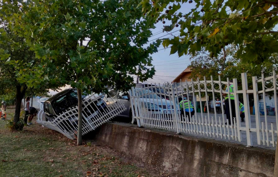 Udes ispred Doma kulture „Gračanica“
