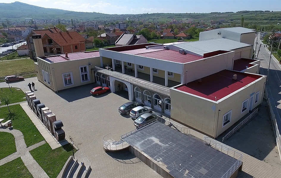 „Filimonovi“ igraju u Gračanici Dom kulture Gračanica