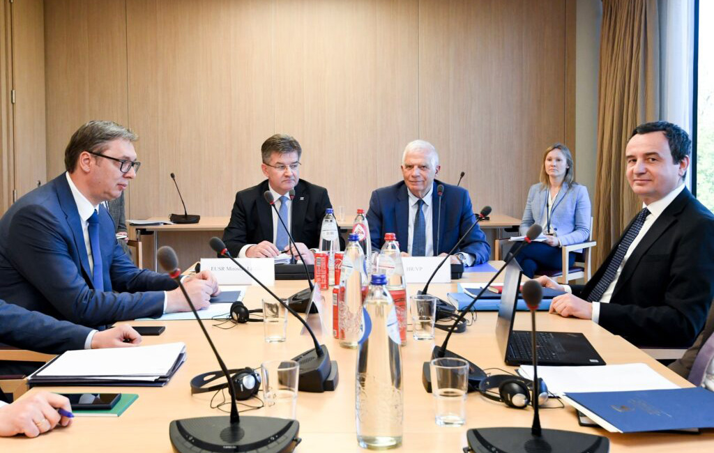 Kurtijev savetnik objavio dokument u kojem se traži formiranje ZSO do oktobra