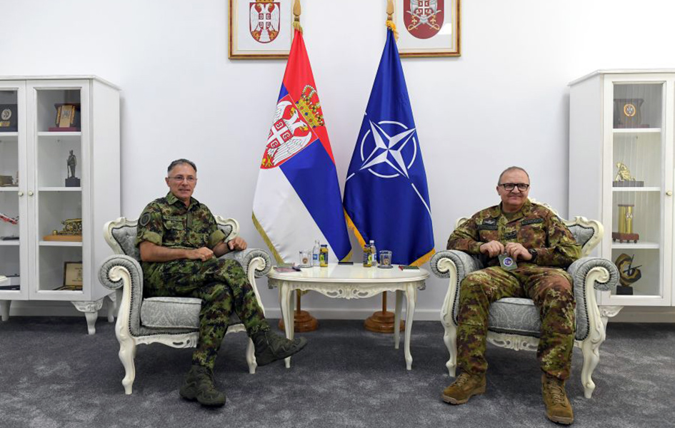 Mojsilović na sastanku sa komandantom KFOR-a: Situacija i dalje nestabilna