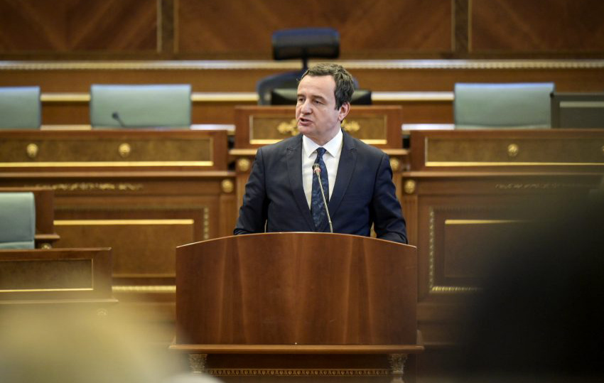 Kurti traži izručenje napadača koji su ’’pobegli u Srbiju’’