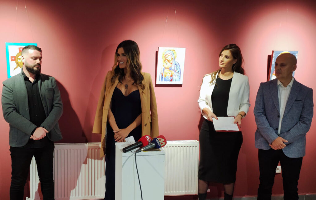 Izložba ikona Petre Kosnić: Živopisati znači oživljavati lik svetitelja