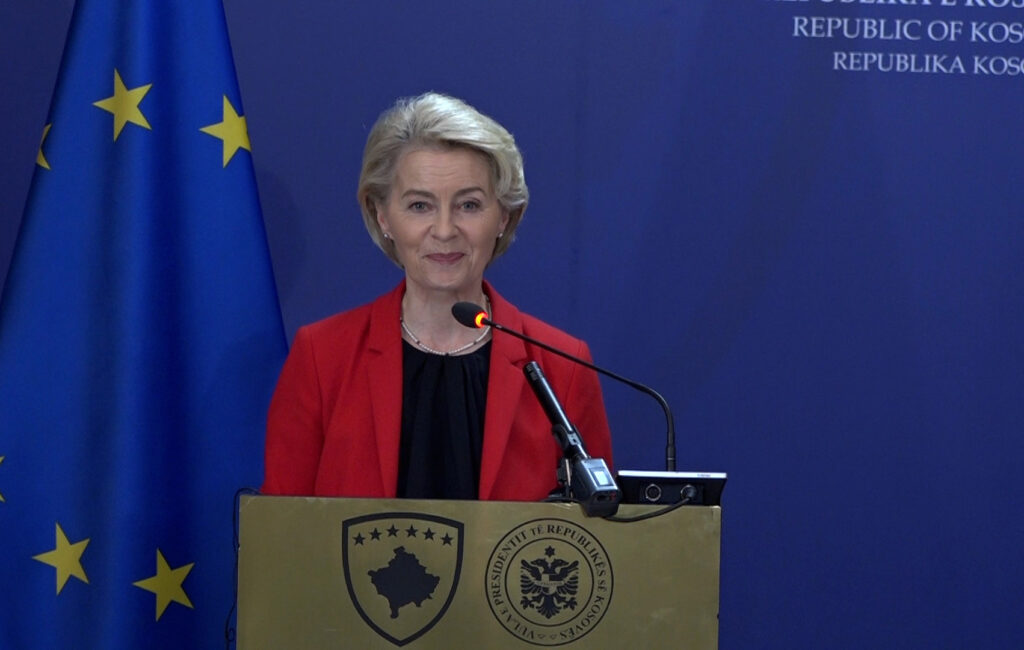 Fon der Lajen: Kosovo da olakša postupak oko ZSO, Srbija da prihvati de fakto priznanje Ursula Fon der Lajen (Foto Kim arhiva)