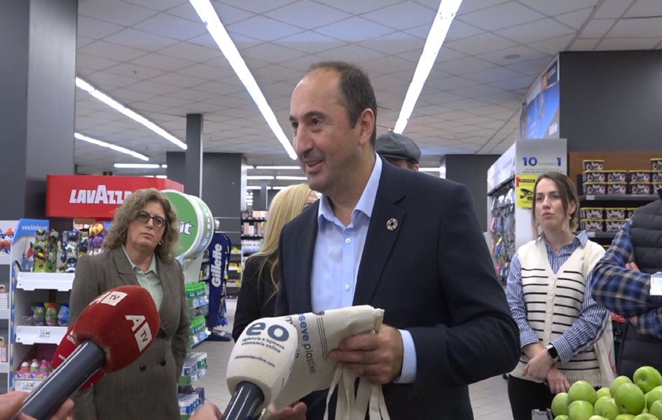 Aliju: Administrativno uputstvo stupa na snagu, počinje naplata plastičnih kesa