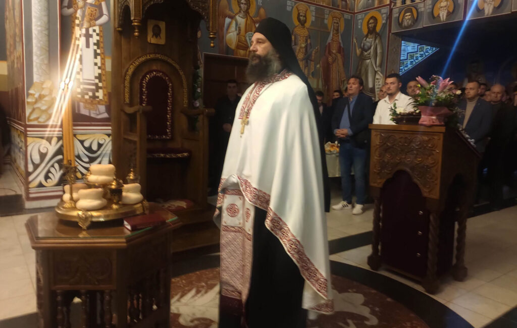 Bdenije u Hramu Svetog Dimitrija u Kosovskoj Mitrovici povodom Mitrovdana