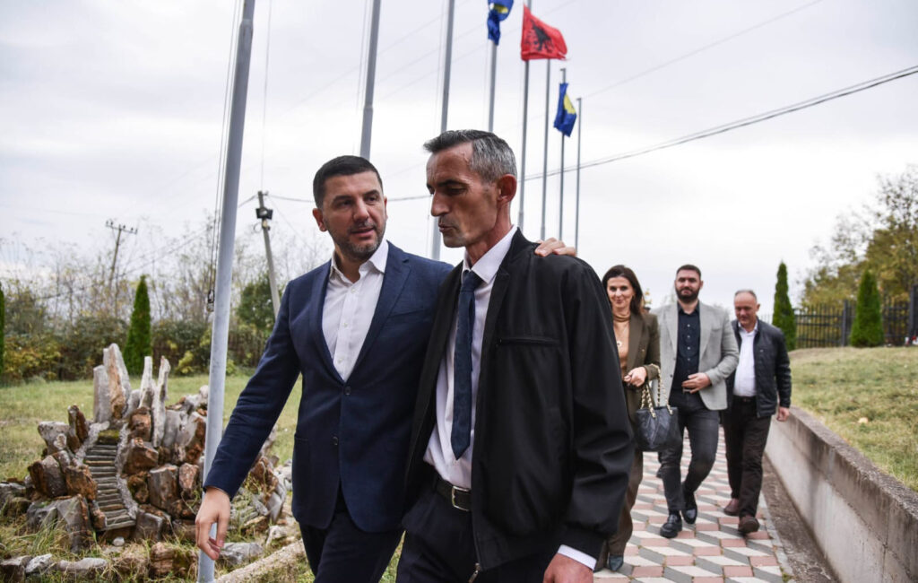 Lider PDK-a na severu Kosova, posetio gradonačelnike iz ove stranke