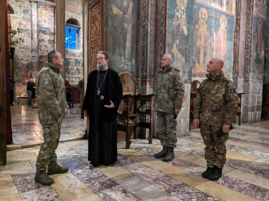 Novi komandant KFOR-a posetio Visoke Dečane