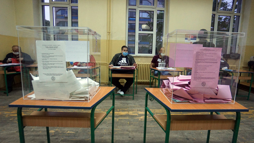 Istekao rok za podnošenje lista za parlamentarne izbore u Srbiji