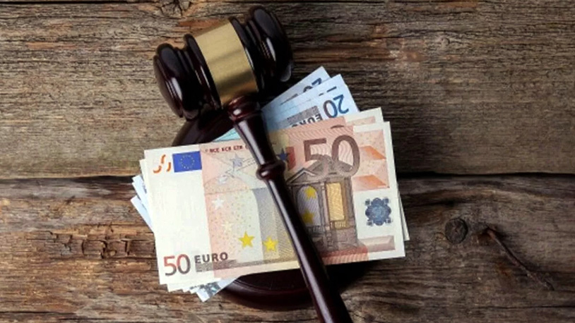 Kurir tužio sedam medija Ilustracija (Foto Shutterstock)