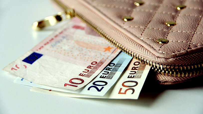 Vlada Kosova odobrila jednokratnu pomoć od sto evra za penzionere i decu Ilustracija (Foto Pixabay)