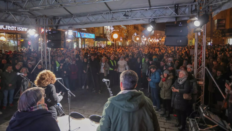 „ProGlas“ u nedelju u Severnoj Mitrovici Tribina ProGlasa u Kragujevcu (Foto Glas Šumadije)