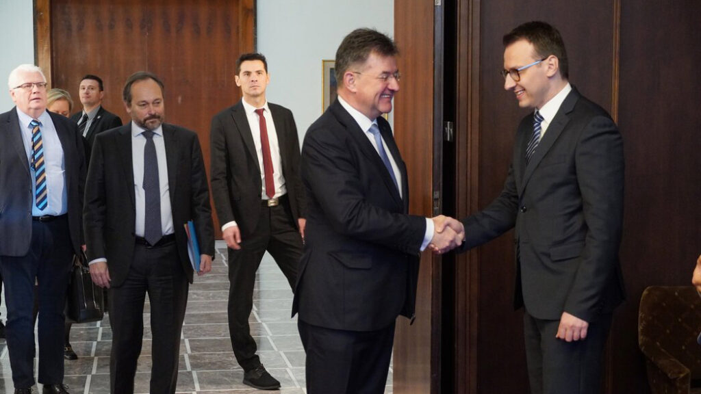 Petković pisao Lajčaku: Oštar protest zbog odluke Prištine o naplati 12 miliona evra navodnog duga za struju