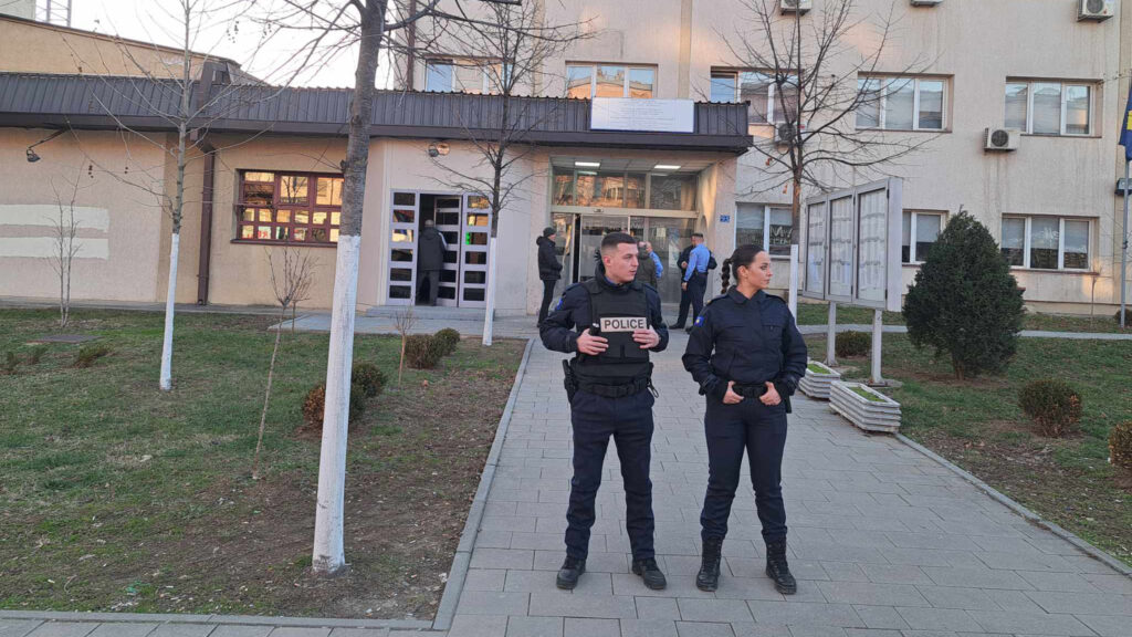 Kancelarija za KiM: Zdravstveni radnici za Kurtija legitimna meta za šikaniranje