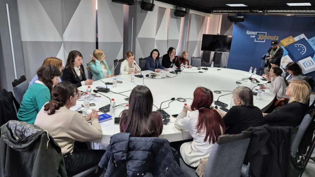 Dominacija žena na teškim poslovima a preovlađuje i dalje patrijarhat