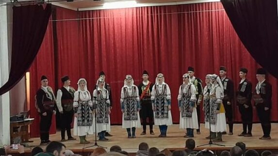 Kud „Kopaonik“ pred publikom u Velikoj Hoči