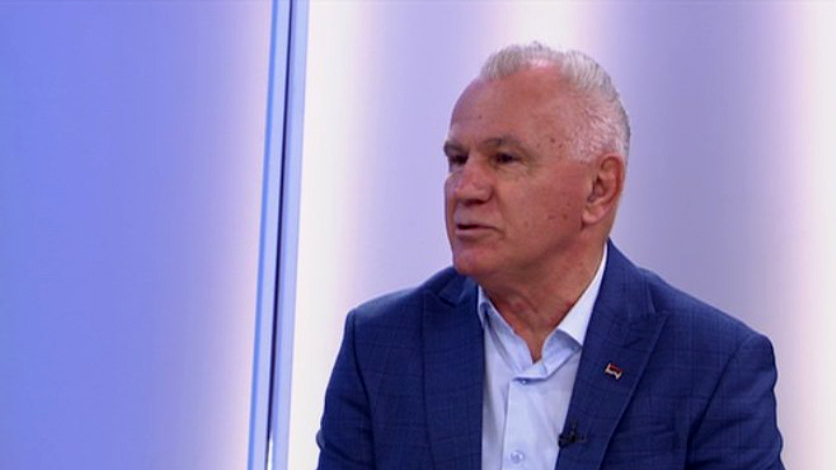 Milorad Arlov će na Jarinju uručiti stipendije deci sa Kosova