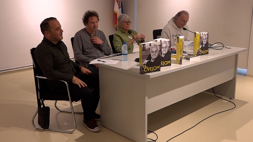 „Sa Cvejom“ u Gračanici: Svedočanstvo o prijatelju, ocu i kolegi