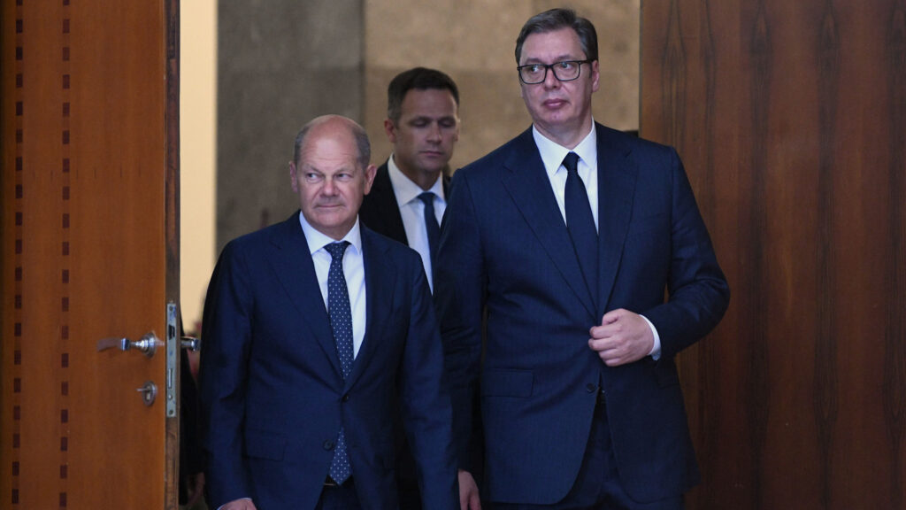 Vučić: Obavestio sam Šolca o nepodnošljivom stanju po srpsku zajednicu na Kosovu