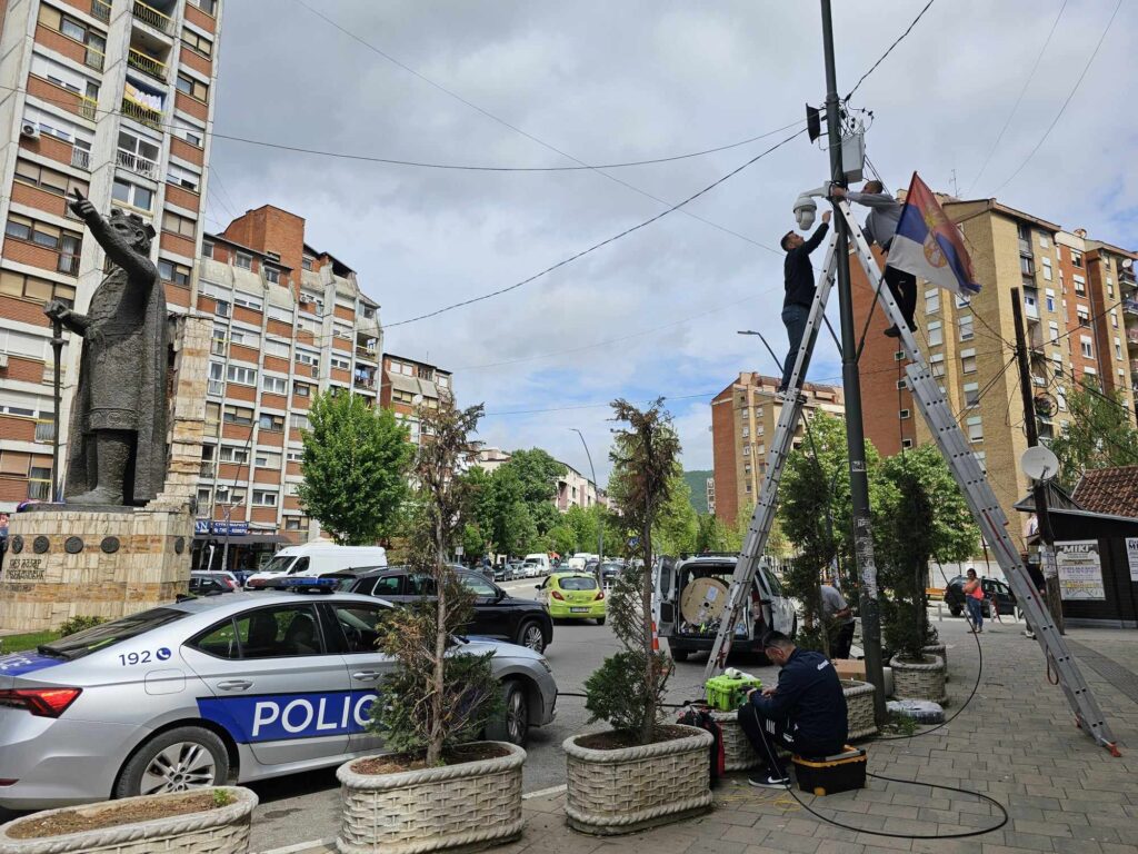 Nastavljeno sa postavljanjem kamera u severnom delu Mitrovice