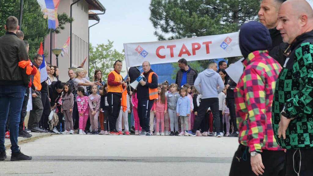Kosovska Mitrovica: Održan „Kros RTS-a kroz Srbiju“