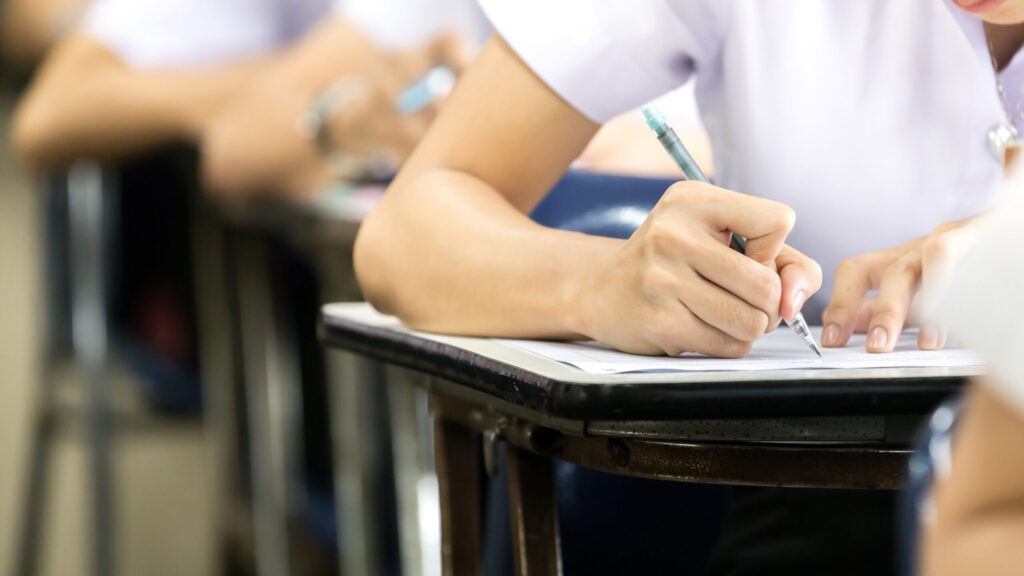 Osmaci polažu završni ispit iz matematike Ilustracija (Foto Shutterstock)