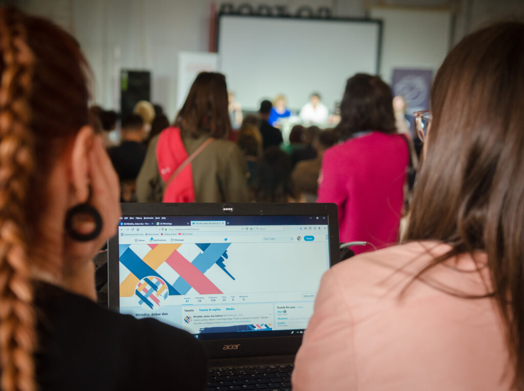 Radna grupa NKEU podržava održavanje festivala "Mirdita, dobar dan"