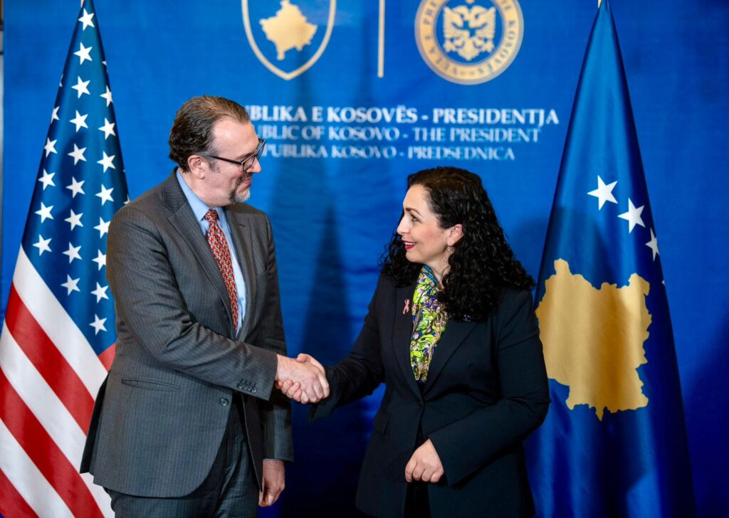 Osmani i Kurti sa Kasanofom