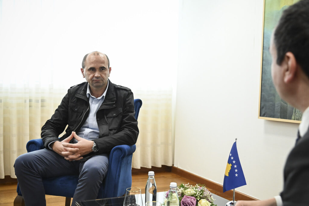 Nenad Vukmirović novi zamenik ministra za zajednice i povratak u Vladi Kosova (Foto Kabinet premijera Kosova)