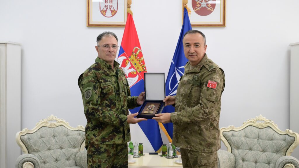 General Mojsilović na oproštajnom sastanku s komandantom KFOR-a