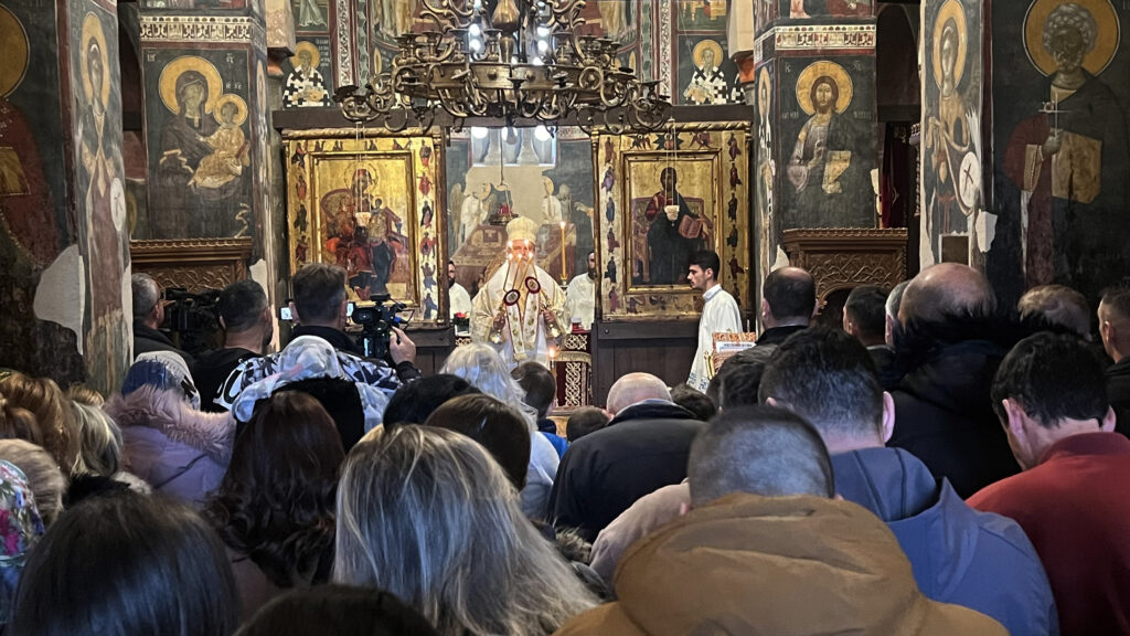 Manastir Gračanica obeležava ktitorsku slavu, škola Kralj Milutin jubilej U manastiru Gračanica obeležena slava Sveti Kralj Milutin (Foto Kim)