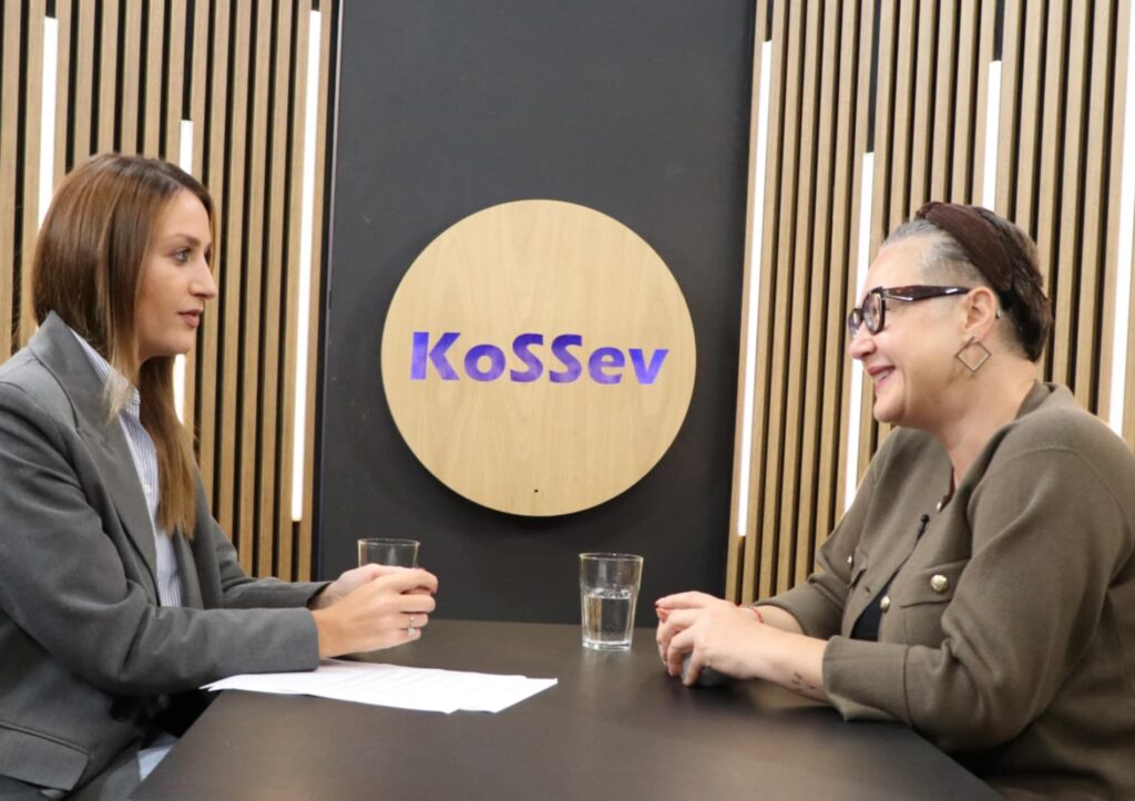 Biljana Vlašković i Marta Gazideda (Foto KoSSev)