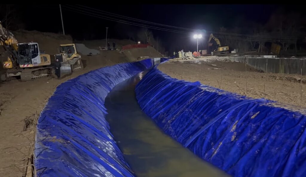 Puštena obilaznica oštećenog dela kanala u Donjim Varagama Obilaznica dela oštećenog kanala „Ibar-Lepenac“ u Donjim Varagama (Foto: Hisen Durmiši FB)