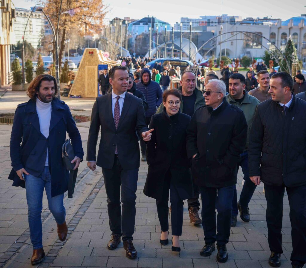 Gervala u Mitrovici: Nema sile koja može da zaustavi širenje suvereniteta Kosova (Foto Fejsbuk Donika Gervala)