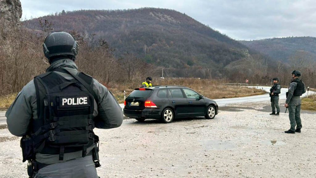 Kosovska policija pripremila operativni plan za praznike Kosovska policija pripremila operativni plan za praznike (Foto Kosovska policija)