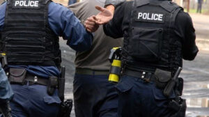 Izručene četiri osobe na Kosovo po INTERPOL poternici iz Mađarske, Albanije i Crne Gore Ilustracija (Foto Kosovska policija)