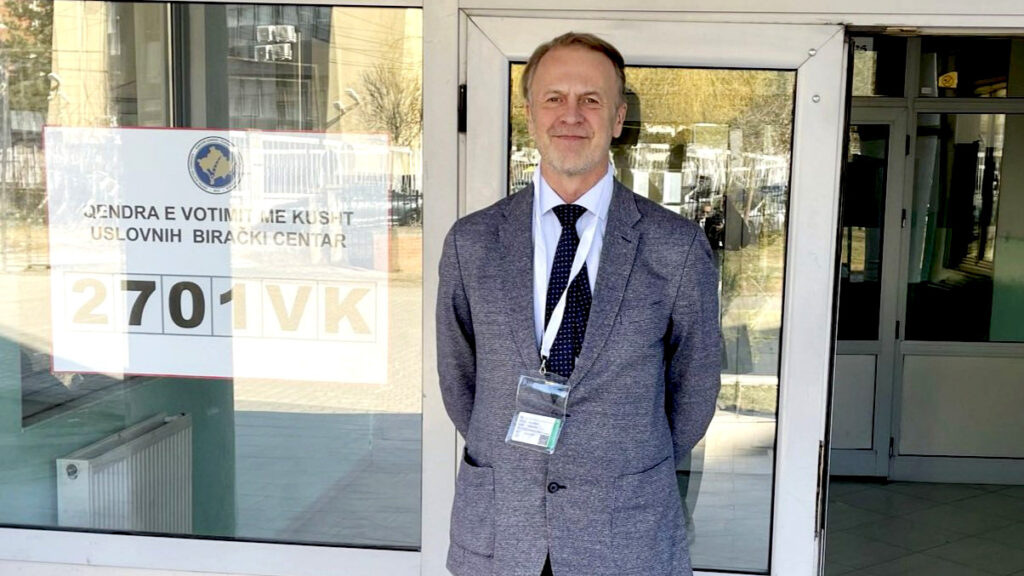 Orav: Građani na Kosovu da iskoriste svoje pravo glasa Orav: Kosovo mora da ispuni uslove da bi se ukinule mere EU