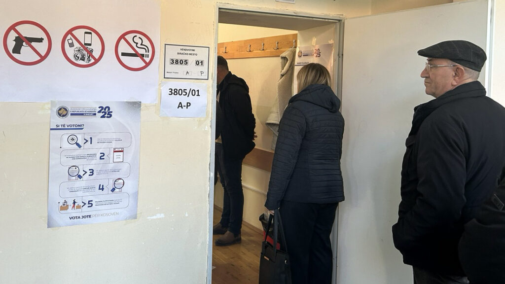 Građani Severne Mitrovice očekuju da se nakon izbora čuje glas Srba u institucijama Kosova, ilustracija (Foto Kim)