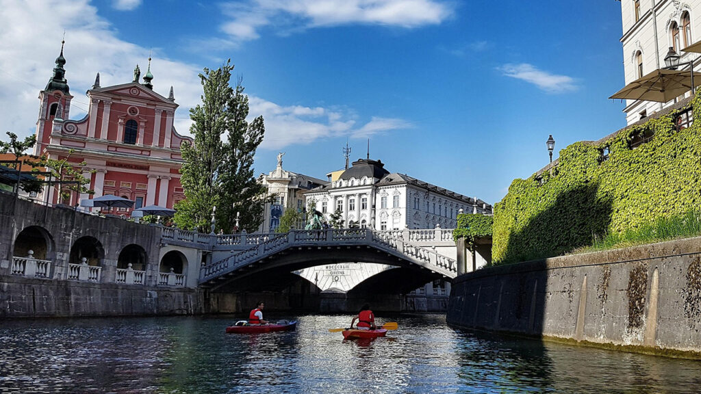 Slovenija najbolja u regionu po indeksu percepcije korupcije Transparensi Internešnala - Ljubljana, ilustracija (Foto Pixabay)