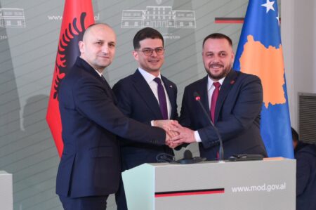 Ministar odbrane Kosova Ejup Maćedonci, Albanije Piro Vengu i Hrvatske Ivan Anušić