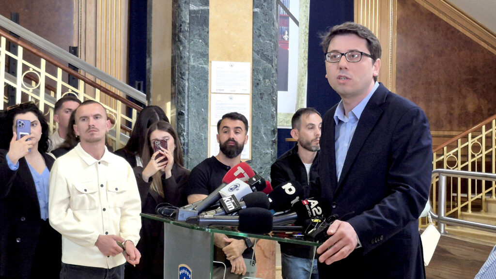Murati: Ima poslanika iz opozicije koji bi glasali za Hadžiju, ali... (Foto Kim)