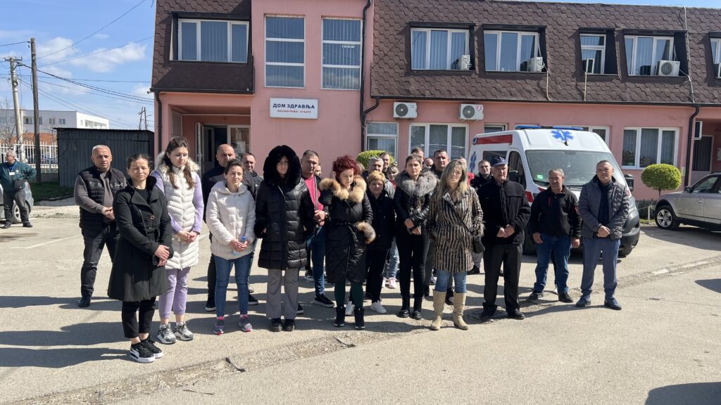 Odloženi protesti u Gračanici zbog skupa u Beogradu Odloženi protesti u Gračanici zbog skupa u Beogradu (Foto Kim)