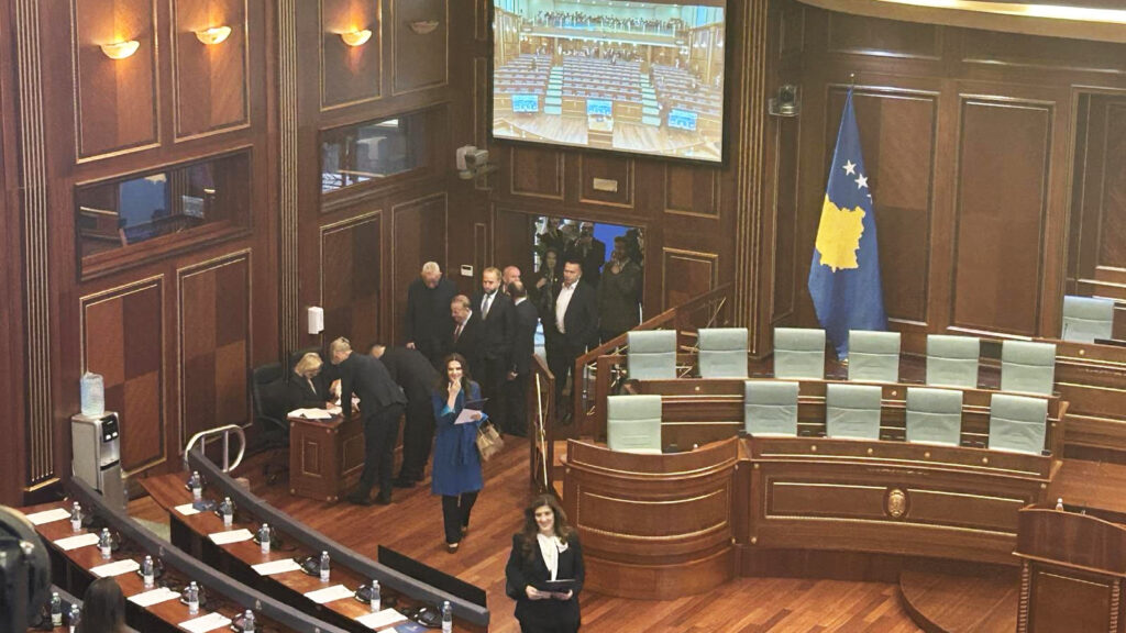 Prekinuta sednica Skupštine Kosova