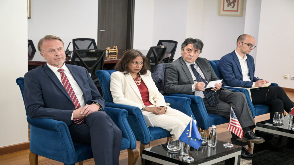 Ambasadori Kvinte: Potrebno je što pre formirati vladu (Foto: Kabinet premijera Kosova)