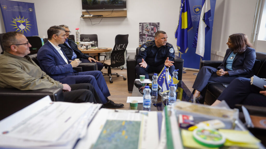 Pratipati posetila sever Kosova (Foto X U.S. Embassy Pristina)