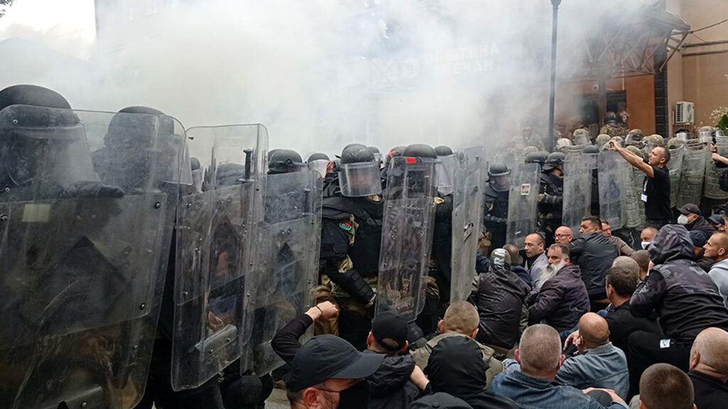 Dve godine od sukoba u Zvečanu - 29. maj 2023. (Foto arhiva Kim)