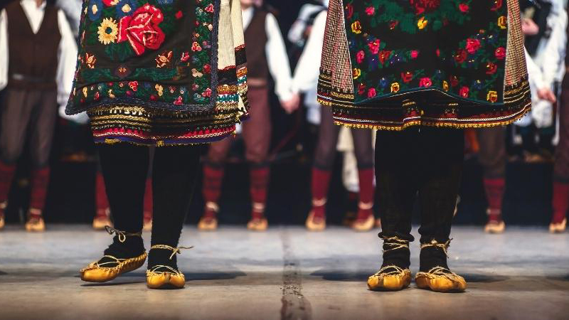 KUD Zvečan učestvuje na Međunarodnom festivalu folklora „Višegrad 2025“ KUD Zvečan učestvuje na Međunarodnom festivalu folklora "Višegrad 2025" (Foto Getty images)